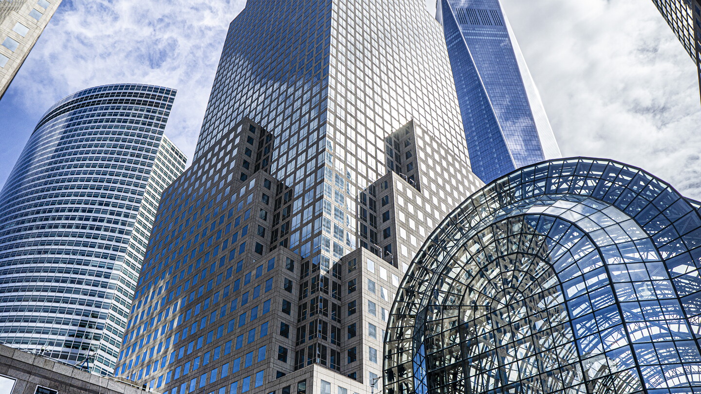 Brookfield, CPP Investments buy industrial REIT LXP for $5.2B