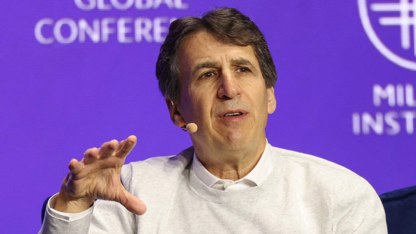Apollo chief wary of ‘brain damage' that comes from asset manager M&A